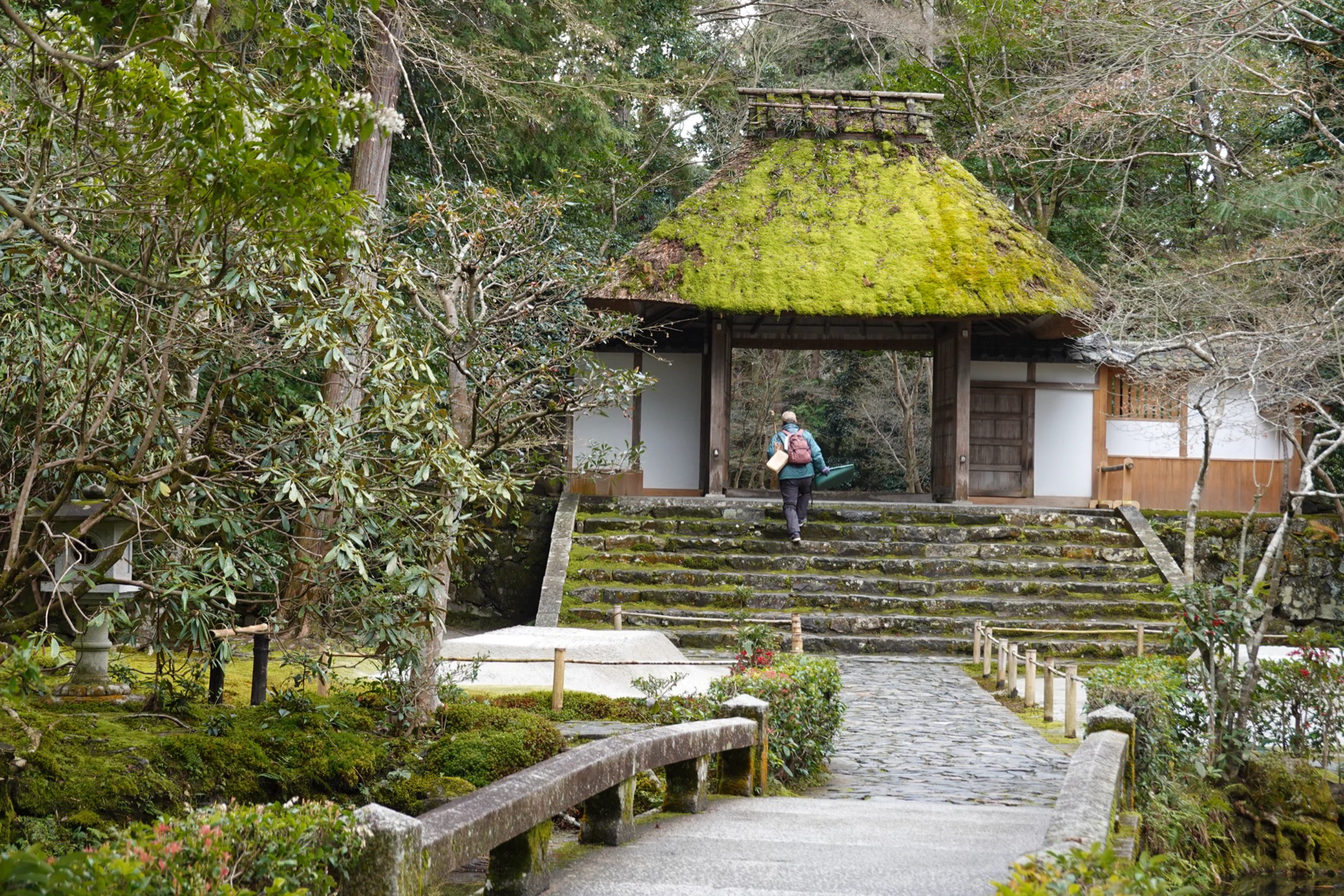 A carefully tended traditional Japanese garden in Kyoto.
